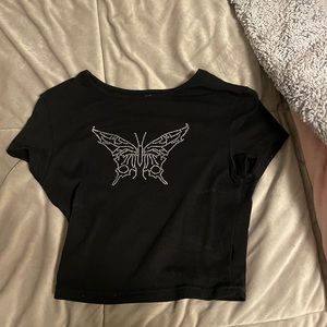 Black baby tee